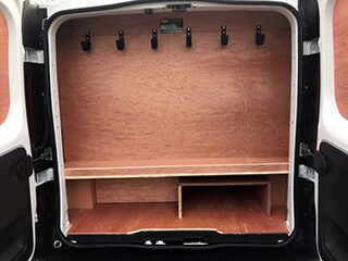 Van-fit-out-800×600